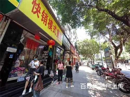（达州铺源网）市内大观园西圣农贸市场旁40㎡空门市出租 - 图片 3