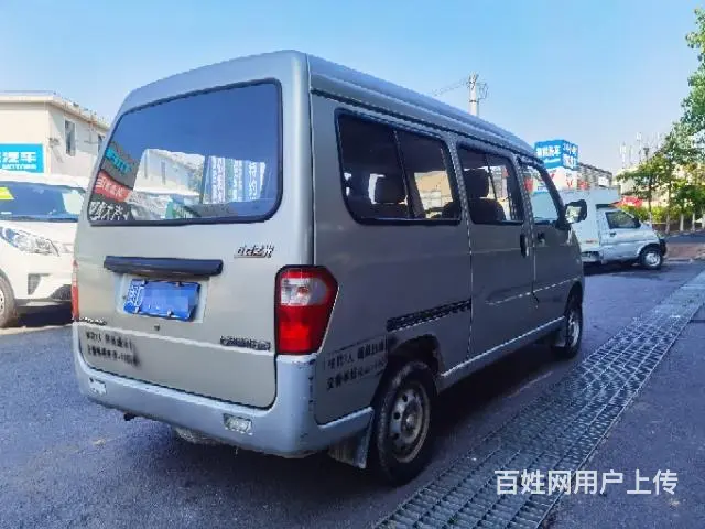 精品五菱之光加长 大空间七座版 - 图片 3
