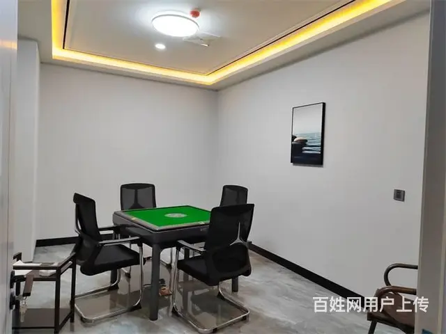 【同城搜铺网免费找店】  航宇路400平台球厅转让 - 图片 1