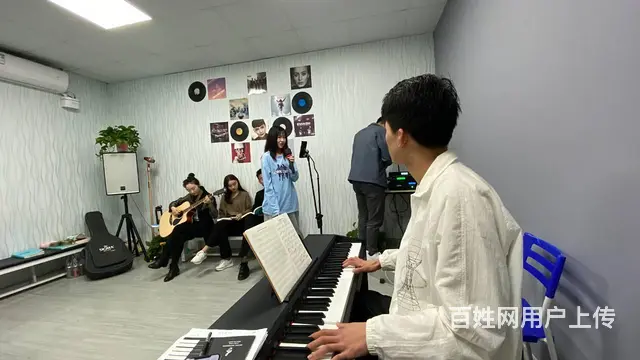 华翎职业歌手培训学校 全国招生包住宿 推荐就业 - 图片 5