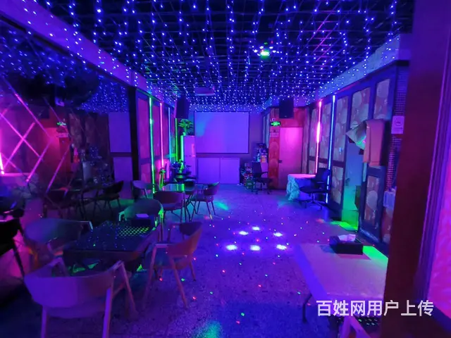 开福区福元路海棠小区4-5年KTV转让 9676 - 图片 1