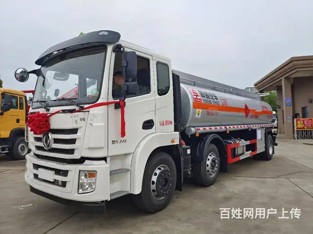 带暗仓23方东风景程小三轴运油车不超重上户无忧 - 图片 9