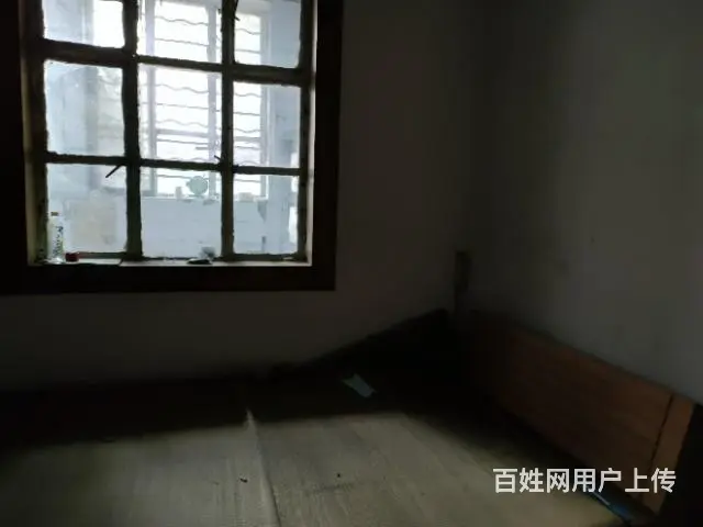 红旗街西段，一楼，前后院，二室一厅，证件齐全 - 图片 4