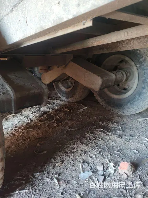 4轮摇摆轴拖车 - 图片 4