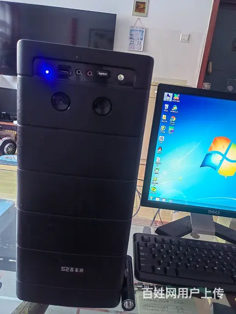 闲置电脑主机加显示器 - 图片 1