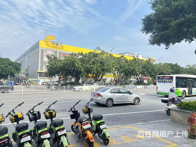 （速转网）免费找店 大型印象商场对面，360平租金5600元 - 图片 1