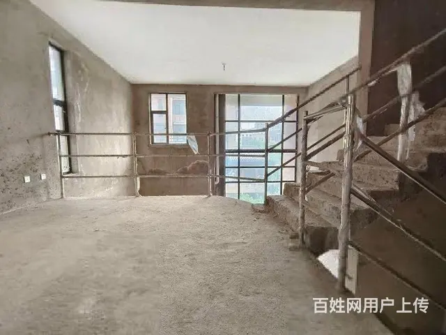别墅 河边联排别墅 边户 带大院子 证过二 近奥林匹克 - 图片 8