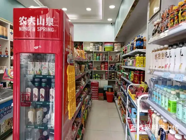 7496(七P）个人城西区胜利路皇子豪庭楼下旺铺超市出租 - 图片 4