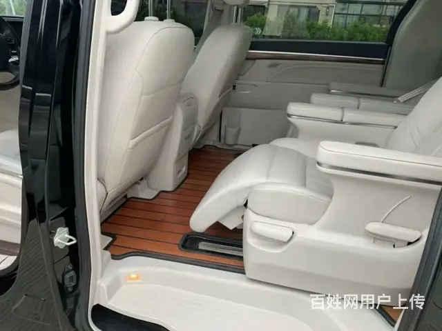2018款广汽传祺GM8 320T尊贵版 - 图片 5