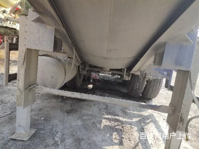 38-45方水泥罐运输车 - 图片 8