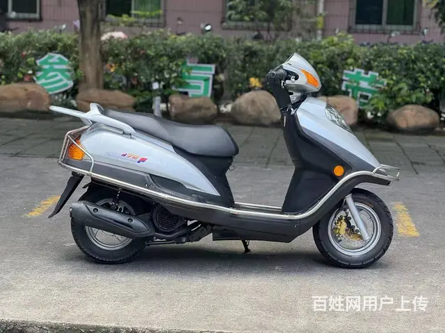 实体店出售五羊本田、雅马哈、铃木、豪爵二手摩托车 - 图片 9