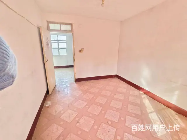 淮南市潘集区潘二樱花村，3.8万买大两室一厅拎包即住的房子 - 图片 3