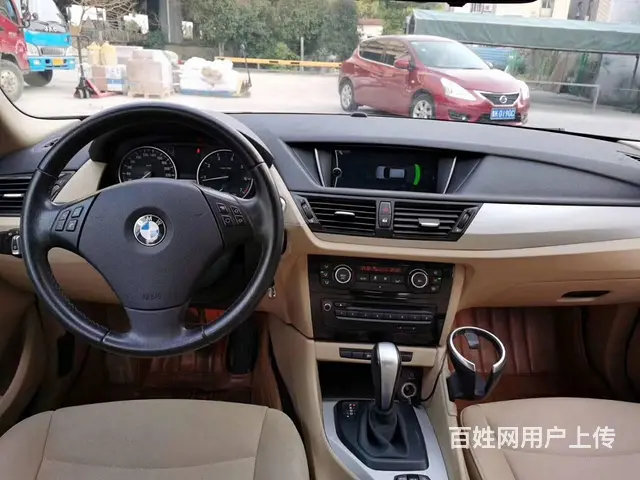 宝马X1 2013款 X1 sDrive18i 2.0 手自 - 图片 7