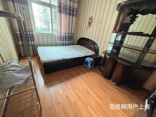 洪山路一中四小旁边，精装修四房，停车方便 - 图片 2