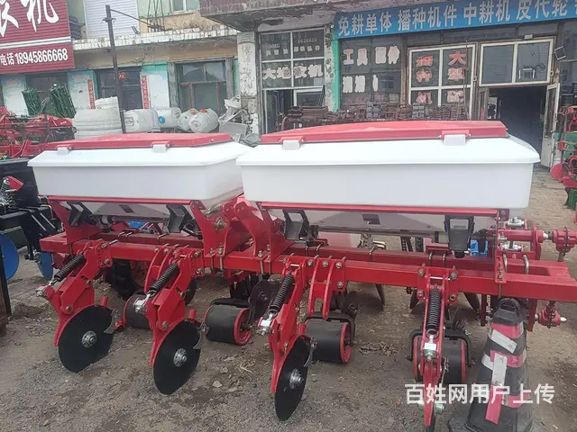 24年大豆播种机播了100多亩地 - 图片 2