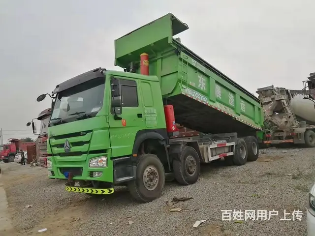 19年豪沃前四后八7.3米国五自卸车 - 图片 2