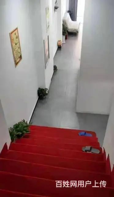 林桥路与中山西路交叉口东南80平美容店转让 - 图片 2