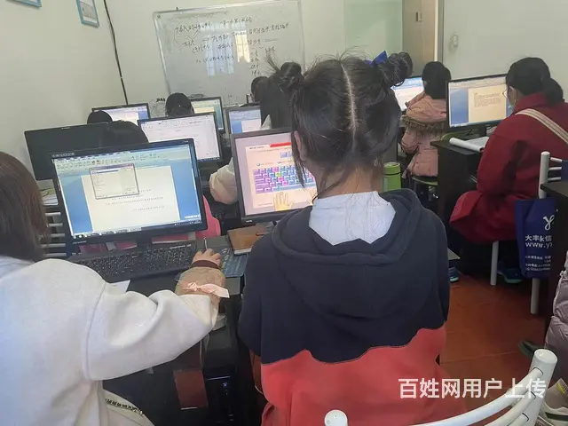 成都大丰斑竹园三河cad培训cdr培训随到随学 - 图片