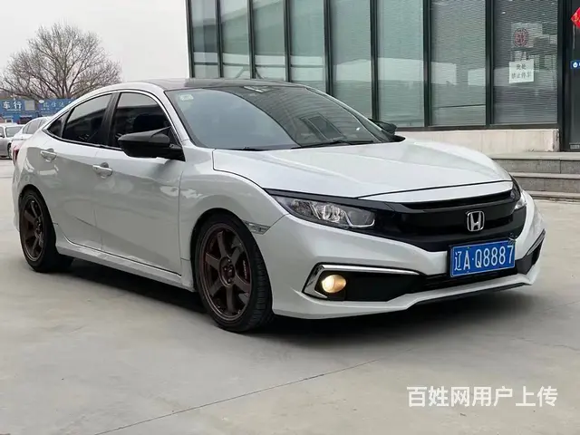 本田 思域 2019款 1.5T 无级 220TURBO 燃 - 图片 3