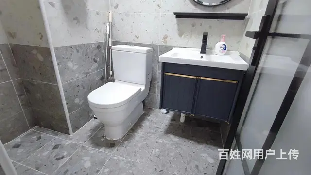 思北 大同学府 一房一厅加个小房间 精装多套出租 - 图片 3