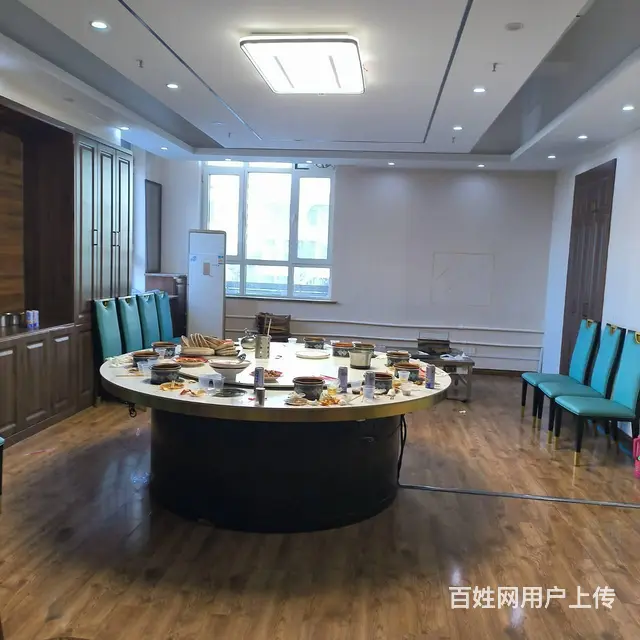 玖张店上海路与汇英路幸福城沿街精装修餐饮烧烤店转让或出租二楼 - 图片 2