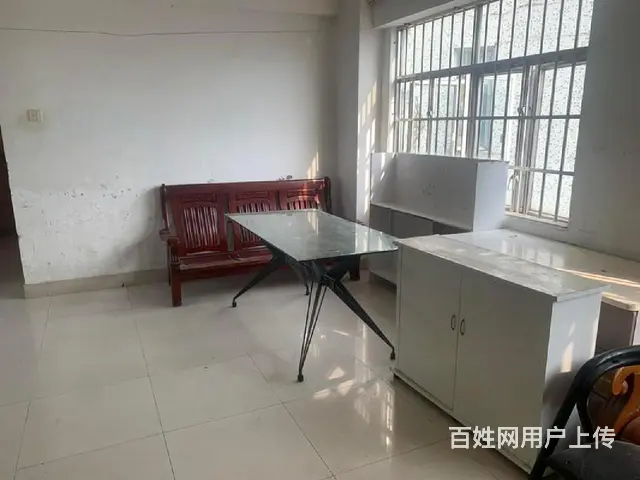 银厦广场 3室2厅 楼梯房 满五年 - 图片 2