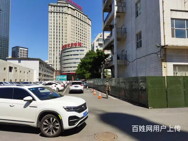 围挡租赁自带运输团队 - 图片 2