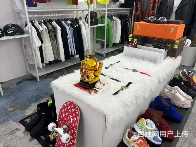 （51旺铺推荐）商品街60平潮牌服装店转让 - 图片 10