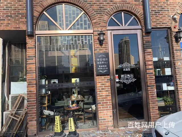 营业中60平商务区旺铺出租 - 图片 1