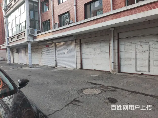 卖绅港花园车库 - 图片 1