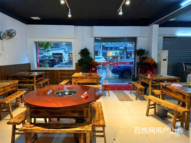 （猎铺网免费推荐）长安市场临街一楼180平三间外摆餐厅转让 - 图片 2
