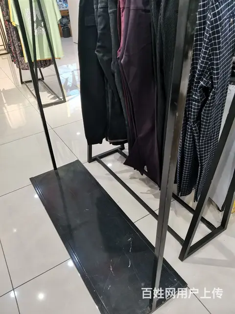男装店铺衣服货架底架处理 - 图片 5