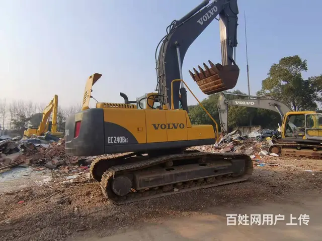 急售！纯土方沃尔沃240二手挖机质保两年全国包运输 - 图片 1