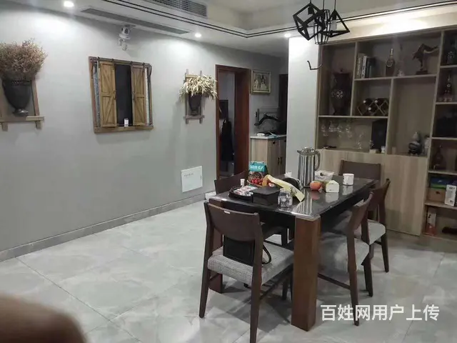 出售凯尔尚郡115平  3室2厅1厨2卫豪装 - 图片 2