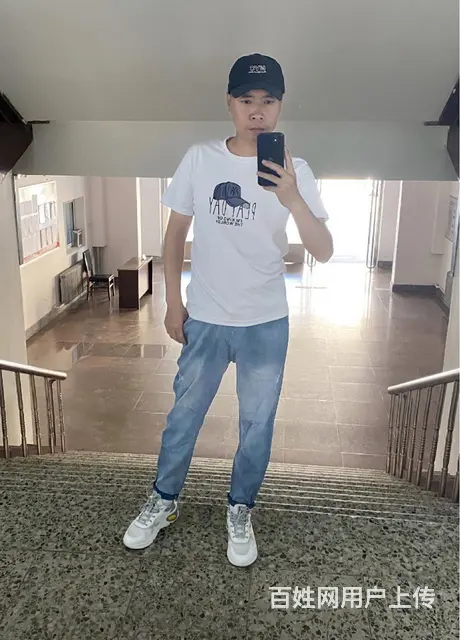 男,84年未婚,互联网工程师 - 图片