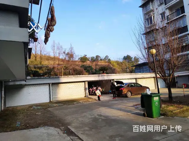 华资花园架空1楼三室两厅毛坯房含车库一起出售 - 图片 8