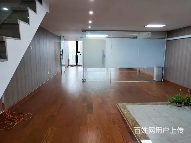 珠海新香洲地标写字楼 恒大天玺 99㎡复式带装修 4500 - 图片 1