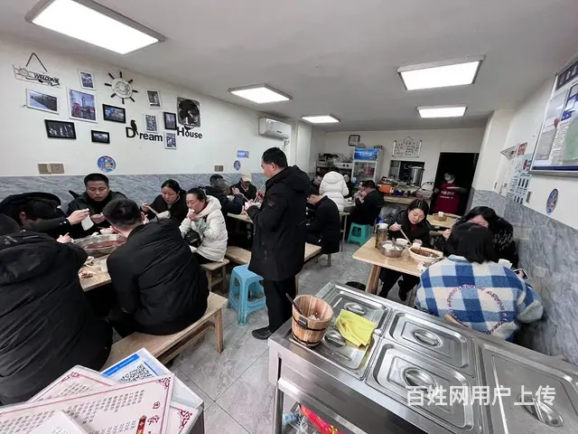 (优选铺子)南外交警二大队80平餐馆转让 - 图片 1
