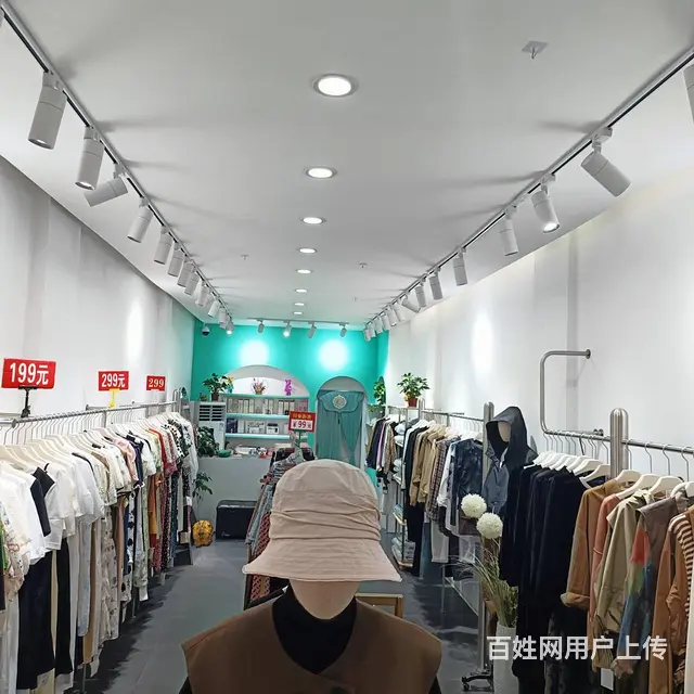 3049神火大道步行街南头服装店转让 可空转 - 图片 6
