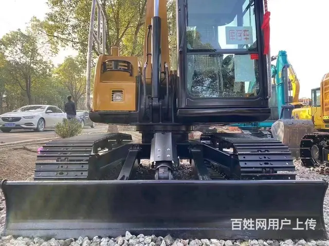 急售22年新款三一75二手挖掘机,车况性能完好 - 图片 3