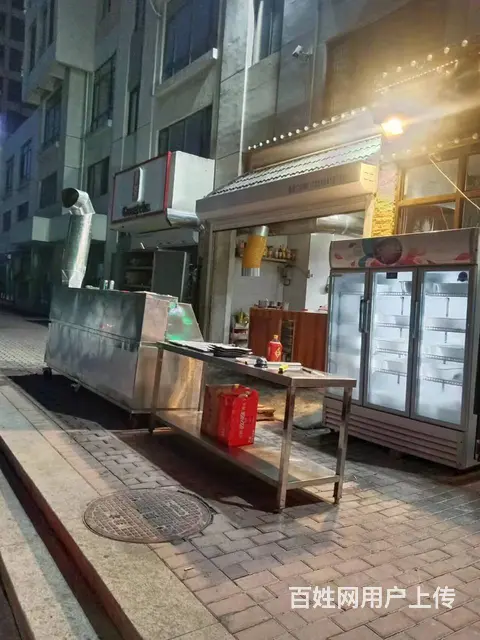 无兑费，大把角260平烧烤店低价急租 - 图片 2