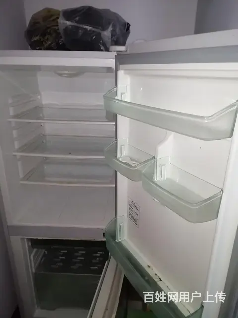 海尔两开门冰箱，没有动过任何螺丝， - 图片 2