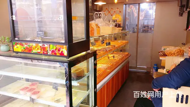 【都市时讯免费找店】百货大楼旁裕华大厦对面欧式面包 - 图片 3