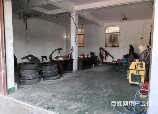 (麦子邦免费找店)临街店面,门前空地500平,停车方便! - 图片 3