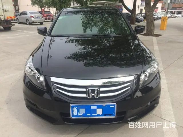 雅阁八代。豪华车况，个人一手，支持按揭，物美价廉 - 图片 1