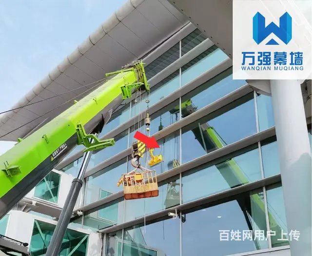 成都写字楼幕墙玻璃安装更换工程 - 图片 1