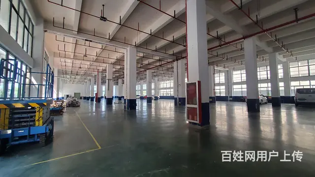 秀洲高照，底楼2200层高8米可分租，配套宿舍办公！ - 图片 1