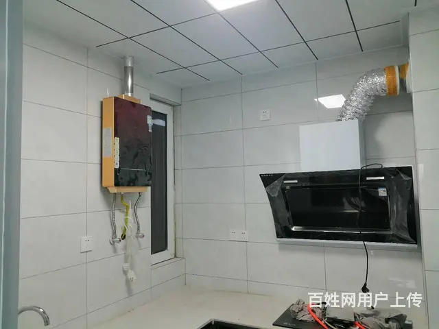 吾悦附近，翠湖嘉苑两室精装修，干净整洁拎包即住 - 图片 1