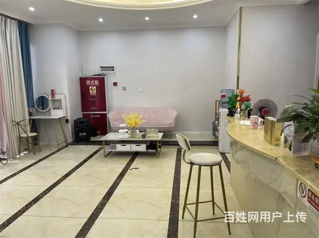 达高步行街二楼200平美容店转让《同城搜铺网》 - 图片 1