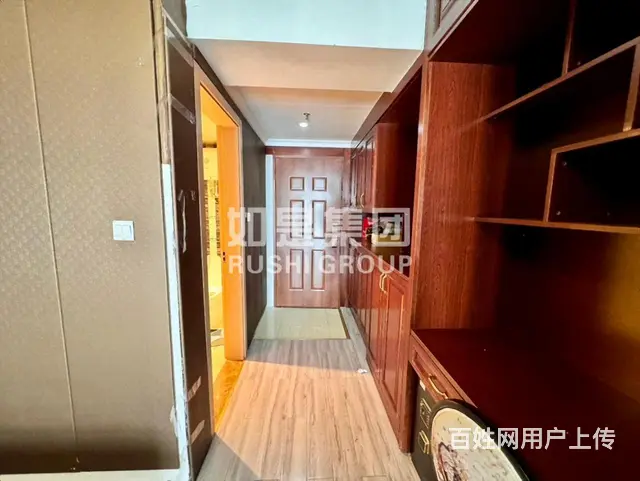中骏世界城 法式复古单身公寓 定制橱柜 带音响的床品质生活 - 图片 5